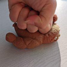 ゴリラ スクイーズ 本物 ミニ のびるスクイーズ スクイーズ玩具 アグリーベイビーズ 柔らかい クリスマス プレゼント 子供（四つの色がランダムに出荷されます。）